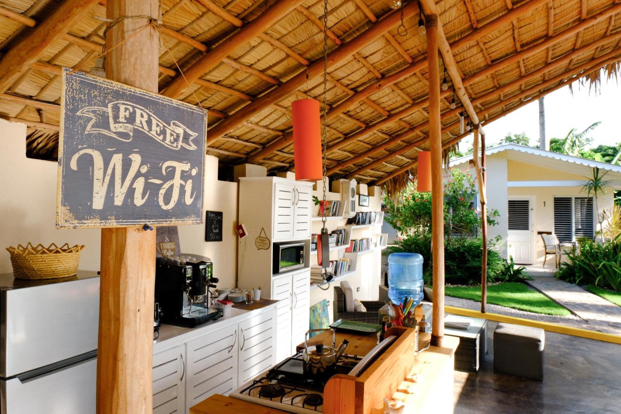 Hotel Enjoy Las Terrenas Buitenkant foto